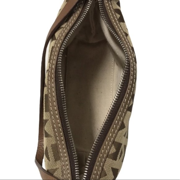 MICHAEL Michael Kors Baguette Purse Vintage - Picture 6 of 14